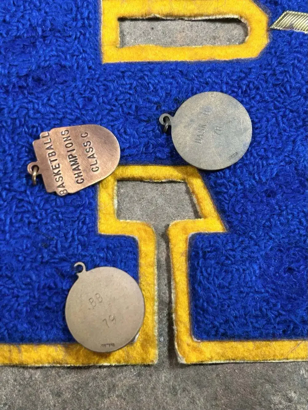 Vintage Blue And Yellow R Chenille Varsity Letter with sports pins 1980